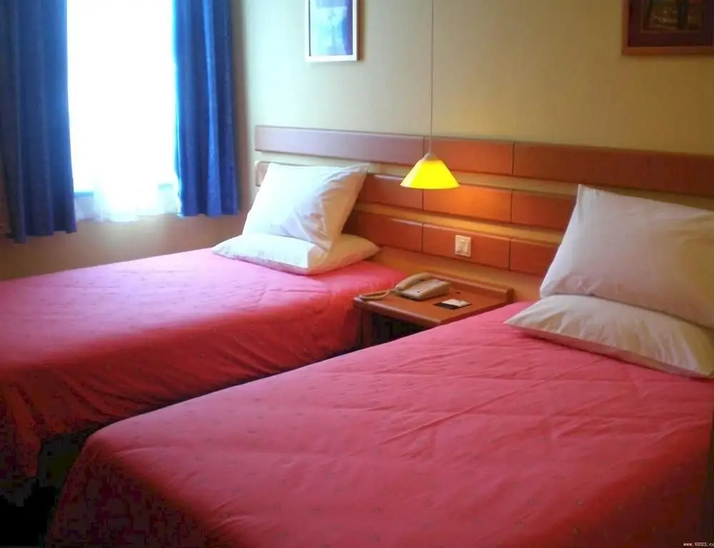 Home Inn Neo Wuxi Singapore Industrial Park Airport Gaolang East Road — фото 1