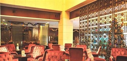 WHWH Business Hotel - Ruian — фото 1