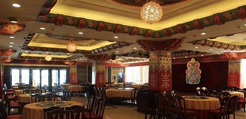 Кандин: Gesar Hotel