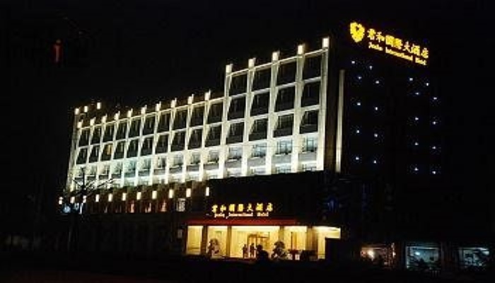 Junhe International Hotel — фото 1