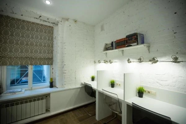 Москва: Kapsul'nyj otel' INTERKUB Chistye Prudy
