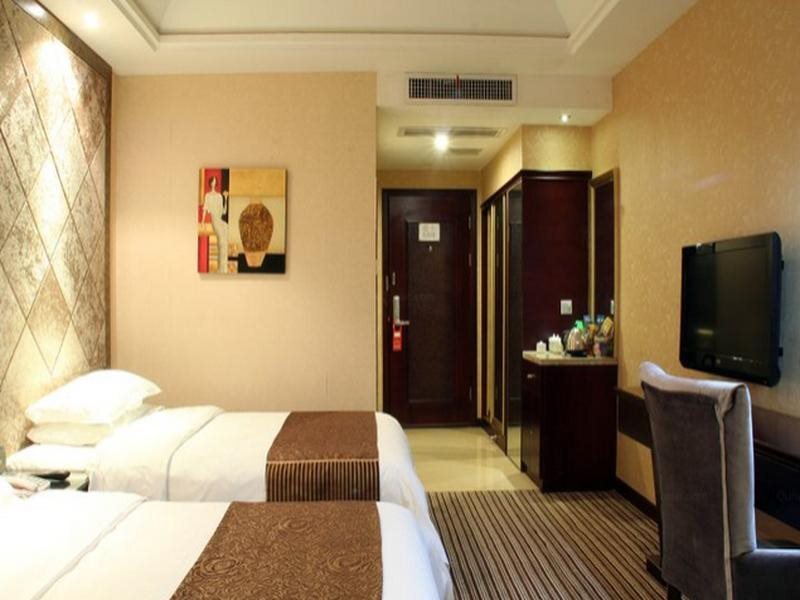 Crowne Holiday Hotel - Jinjiang — фото 1