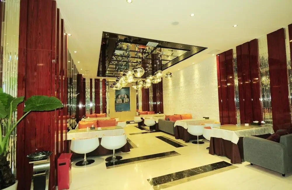 Ухань: Carnival Fashion Hotel