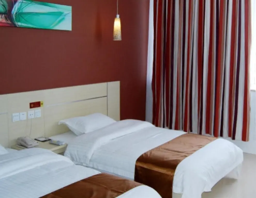 Вэйхай: Thank Inn Chain Hotel Weihai Wendeng Wenshan Road