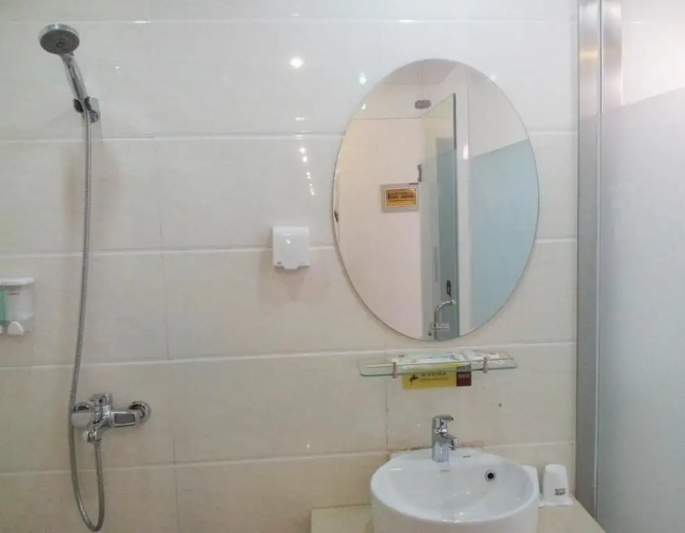 Вэйхай: Thank Inn Chain Hotel Weihai Wendeng Wenshan Road