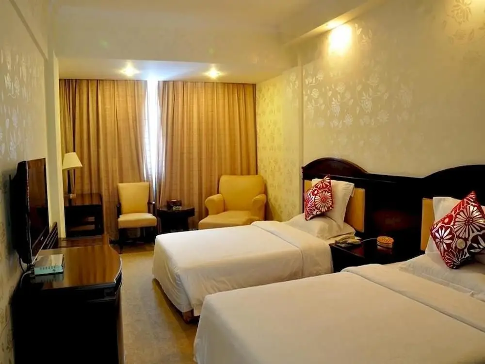 Чжухай: King Court Hotel Zhuhai