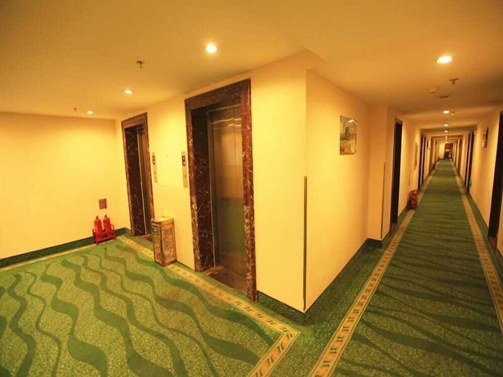 Тяньцзинь: GreenTree Inn Tianjin Xiqin Development District Dasi Meijiang Exhibition Center Hotel