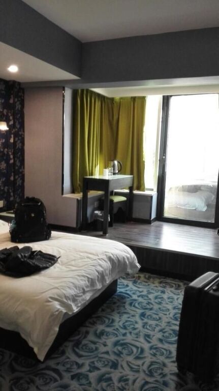 Чжэнчжоу: Hillside Sky View Hotel