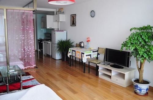 Далянь: Dalian Shangpinzhijia Apartment