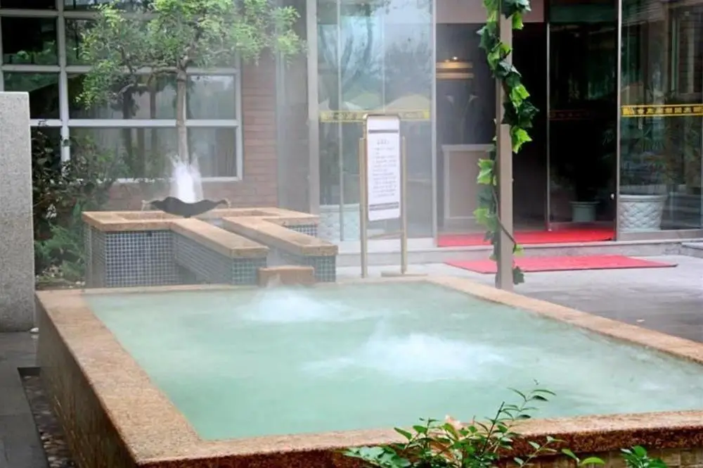 Пекин: Chun Hui Yuan Resort