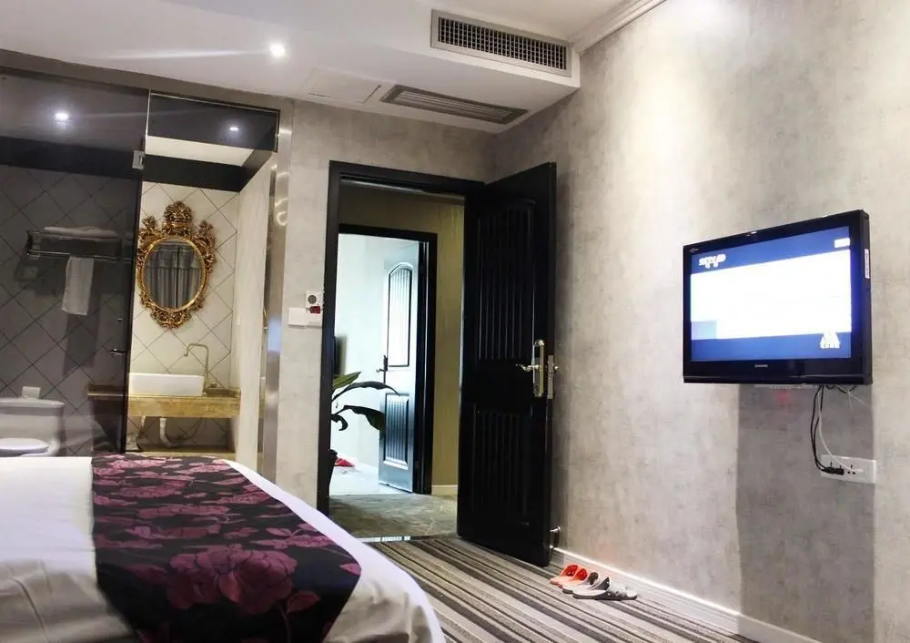 Далянь: Zuoan Classic Fashion Apartment