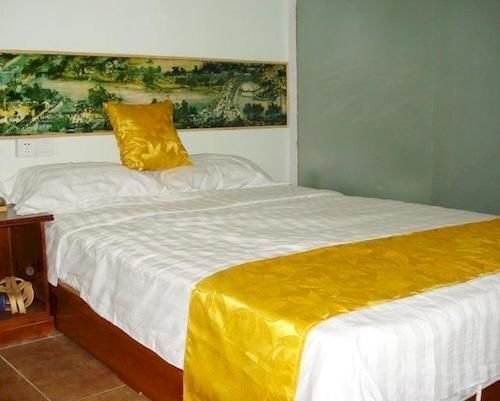 Цзаочжуан: Jiuhe Yashe Hotel