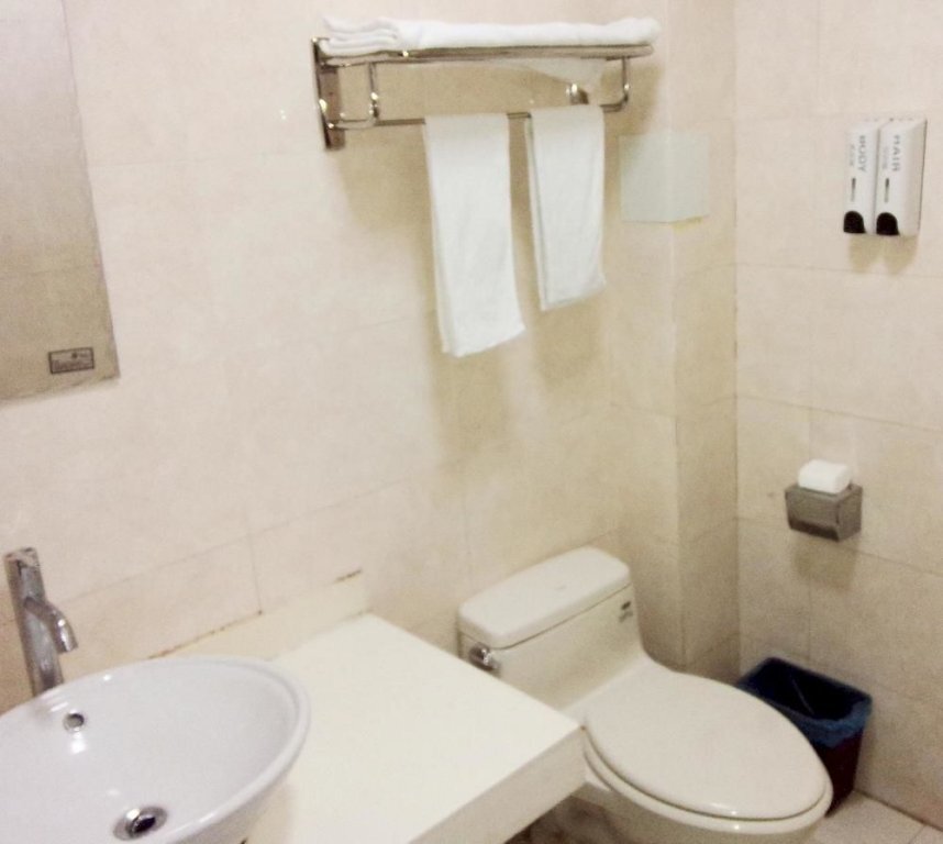 Циндао: Qingdao Jinhaifan Hotel
