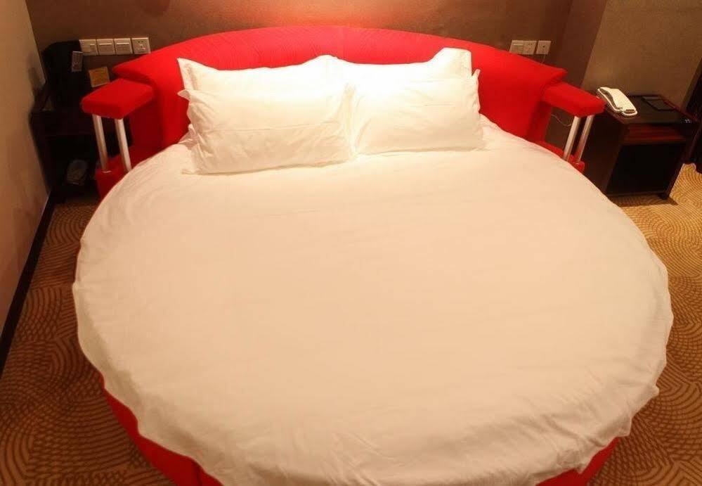 Яань: Yu Du Hotel
