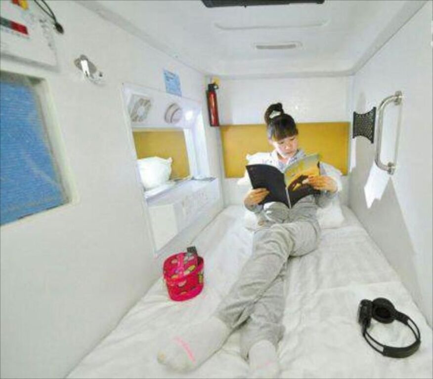 Guiyang Simple Capsule Hotel — фото 1