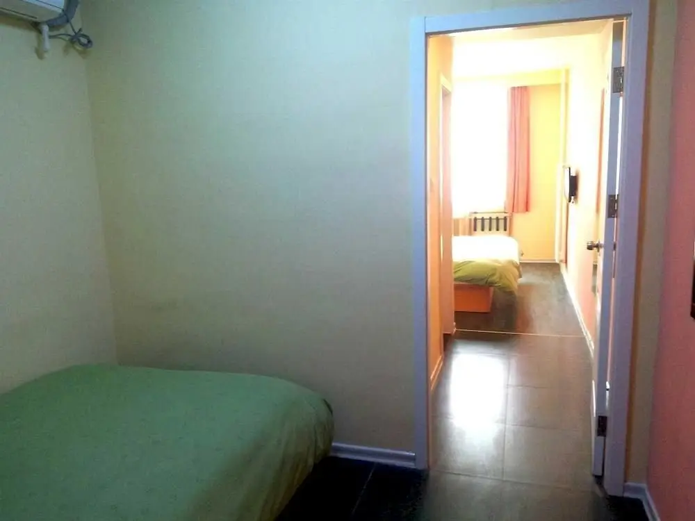 Цзинань: Home Inn Jinan Wenhua East Road