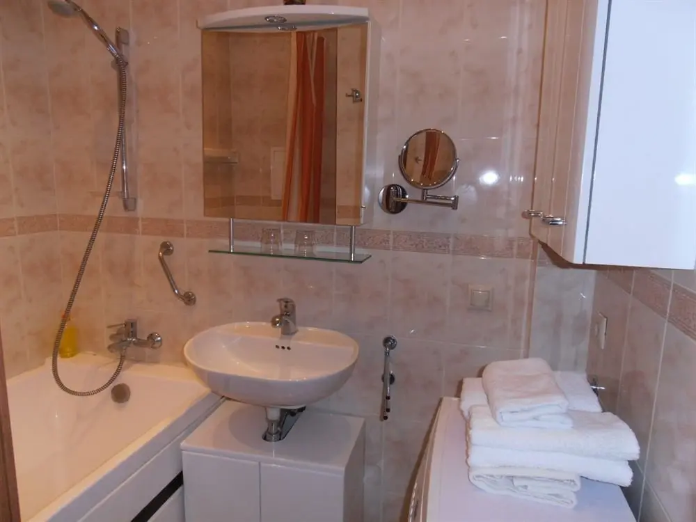 Москва: Kremlin Suite Apartment