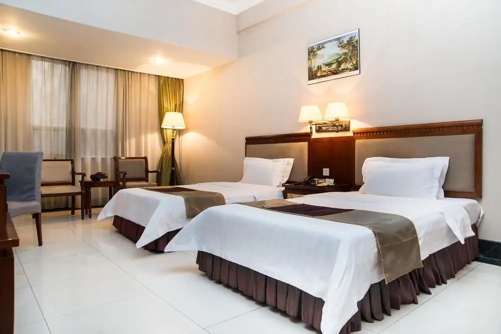 New Plum Garden Seasons Hotel — фото 1