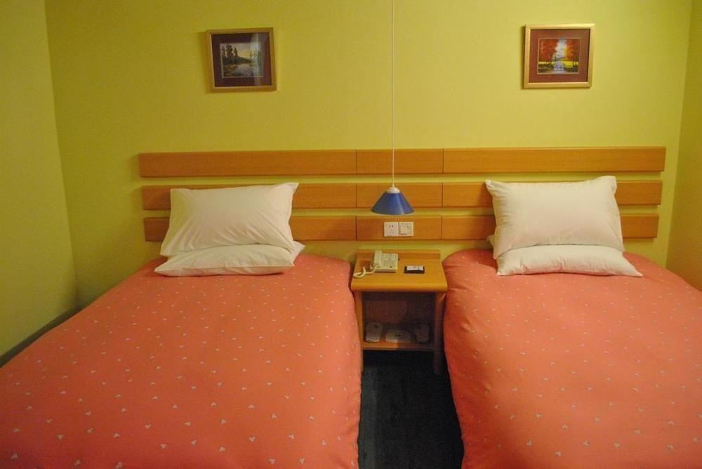 Вэйхай: Thank Inn Plus Hotel Weihai  Wenhua East Road