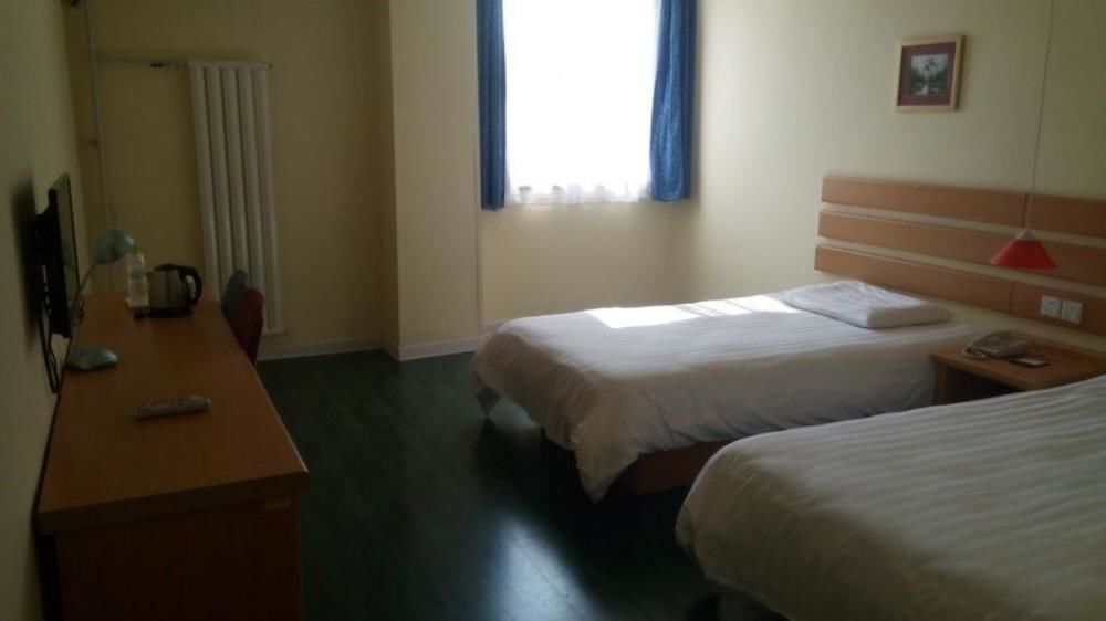 Вэйхай: Thank Inn Plus Hotel Weihai  Wenhua East Road