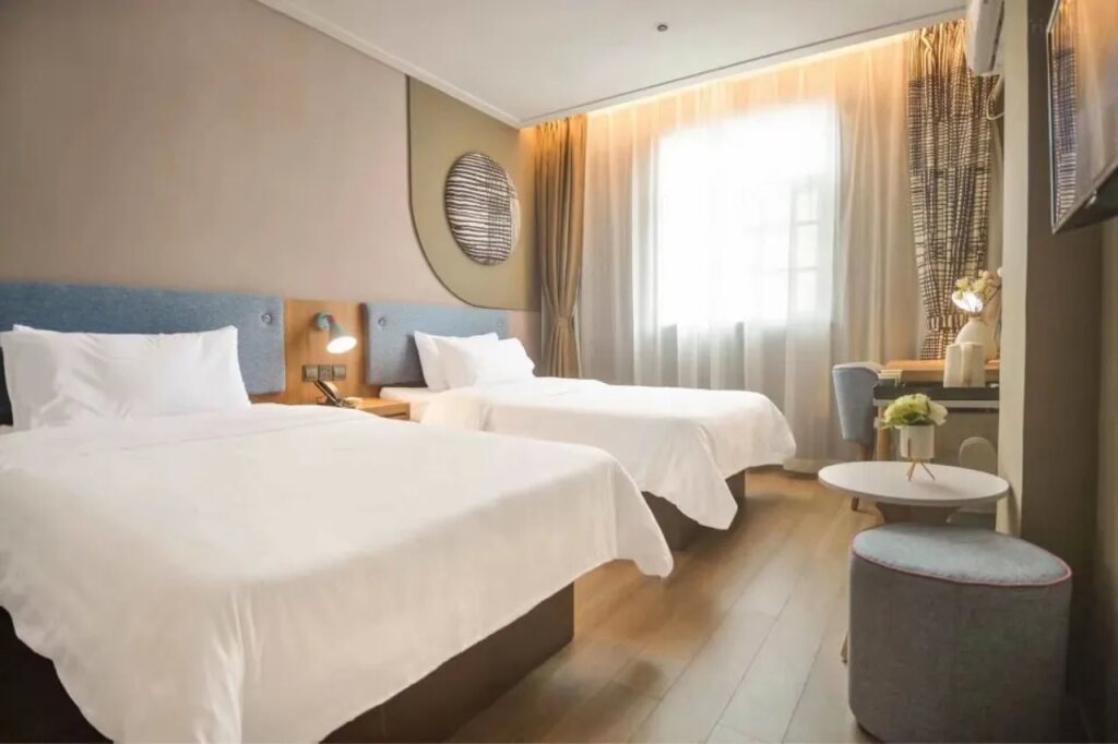 Маоминг: Home Inn Hotel