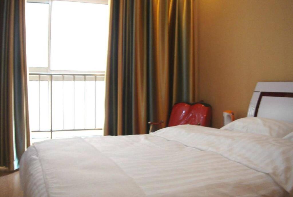 Чжэнчжоу: Lijing Hotel