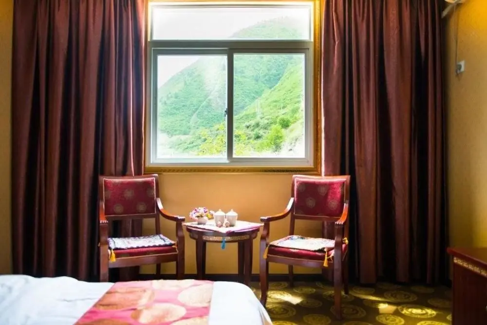 Цзючжайгоу: Jiuzhaigou Yixin Mountain Villa (Jiuzhaigou Qianguqing Store)