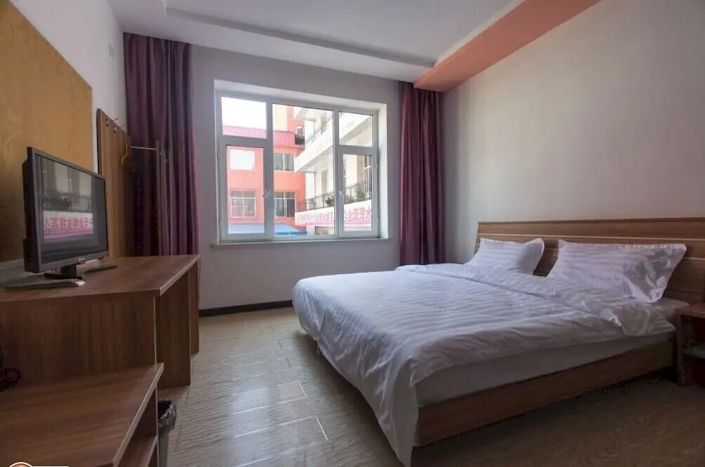 Байшань: Linjiang One Plus One Inn