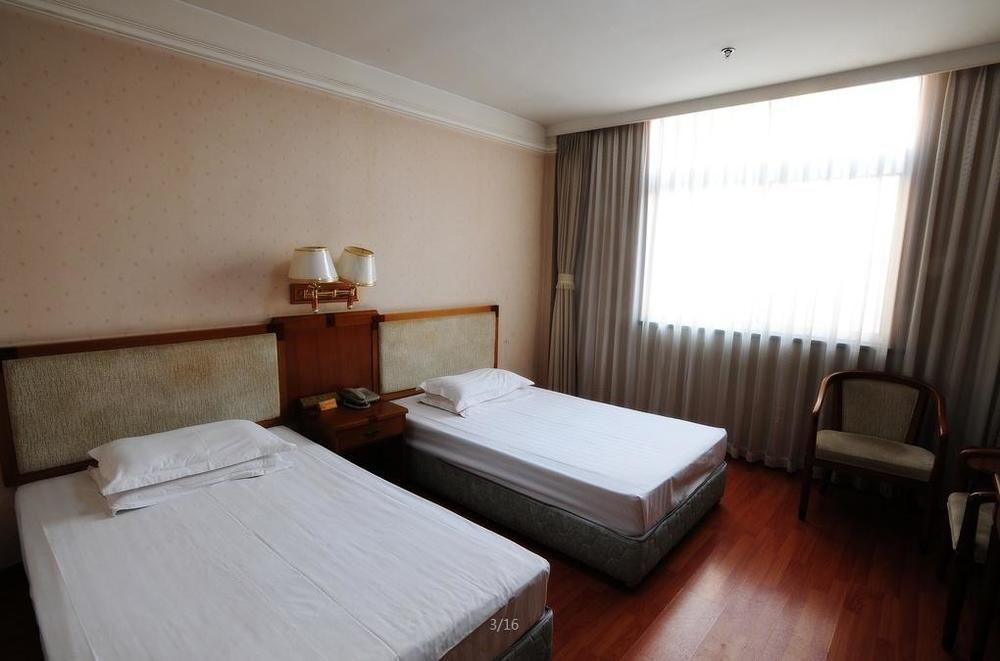 Jingxi Nangong Hotel — фото 1