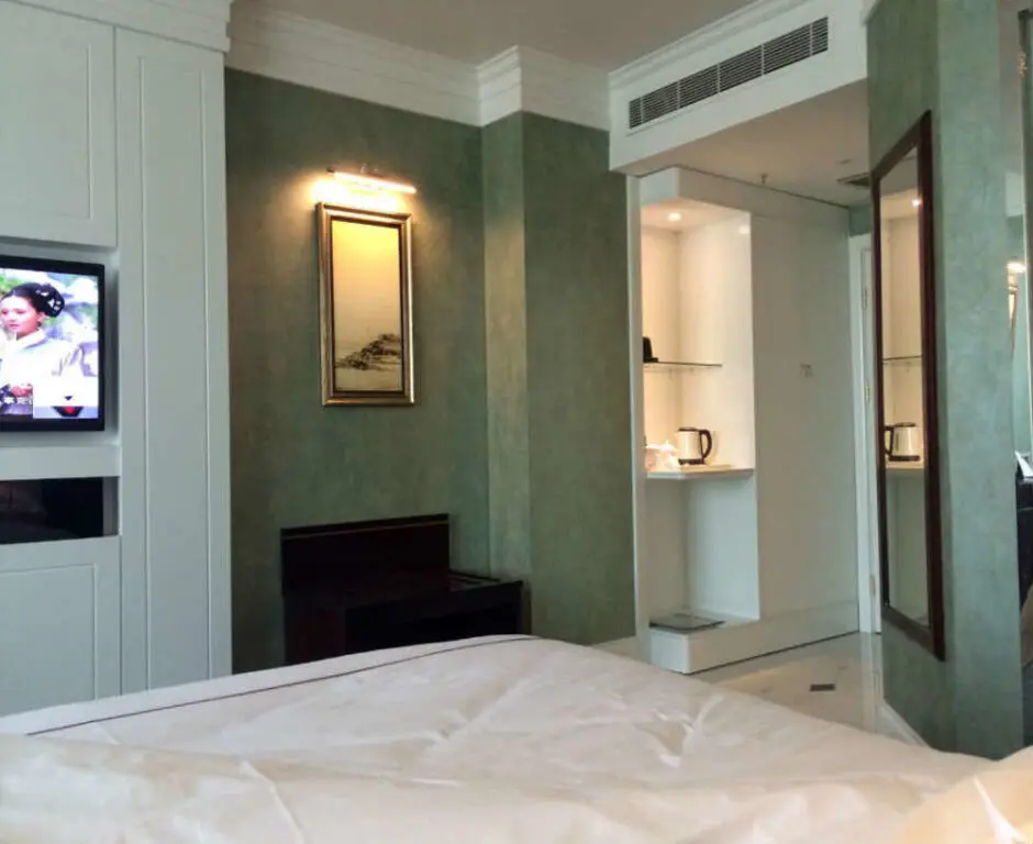 Цзяочжоу: Leju Hotel (Jiaozuo Dongfanghong Square)