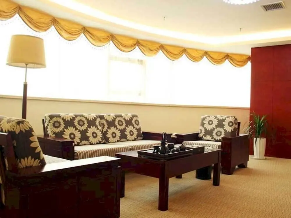 Цзюцзян: Jiujiang Chengtou Hotel