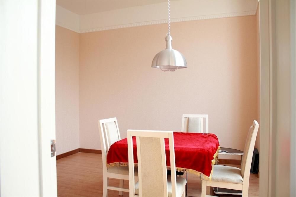 Ухань: Nanjia Business Hotel