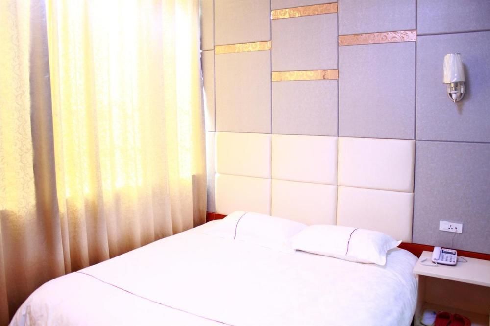 Ухань: Nanjia Business Hotel