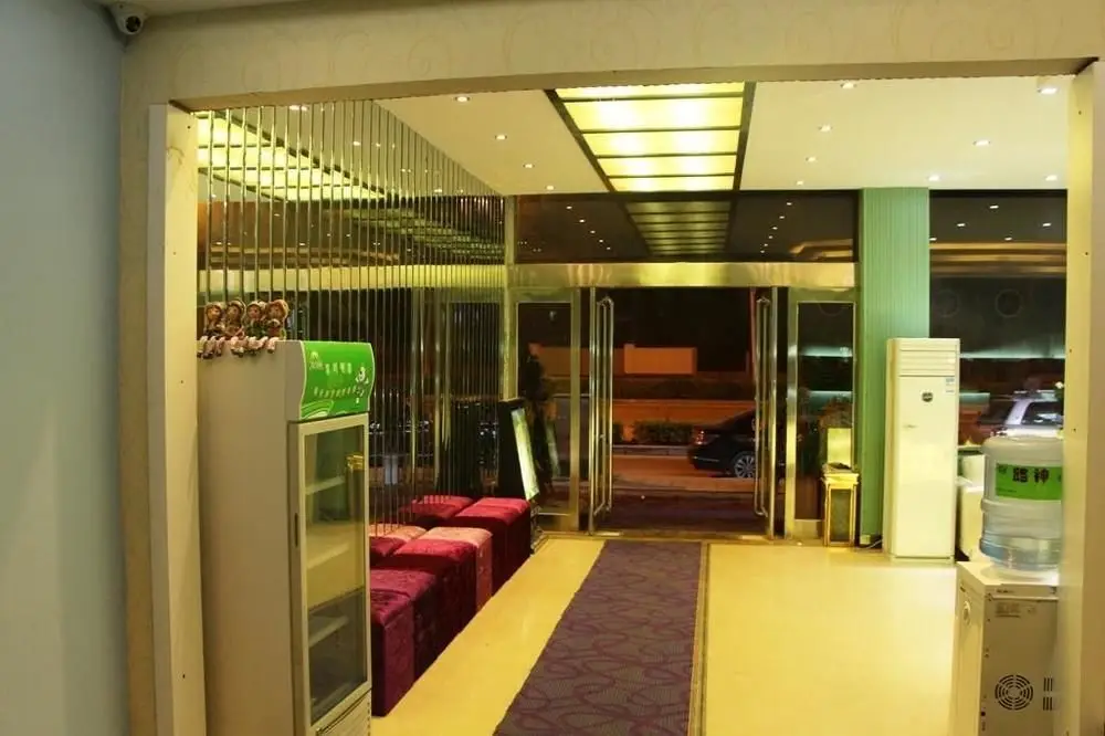 Чжэнчжоу: Zhengzhou Love Theme Hotel