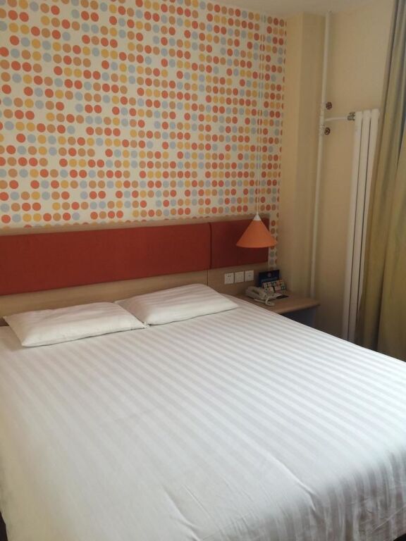 Пекин: Home Inn Beijing Dongba Airport Expressway