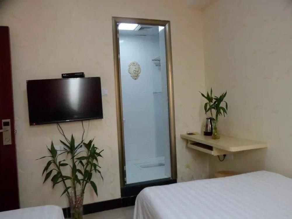 Ухань: Jintaohong Taoyuan Hotel