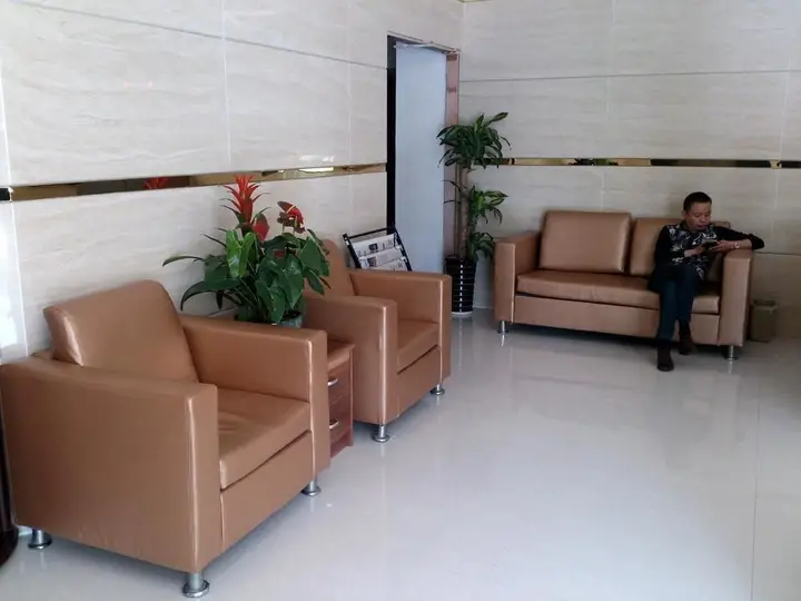 Ухань: Wuhan Yanlong Business Hotel