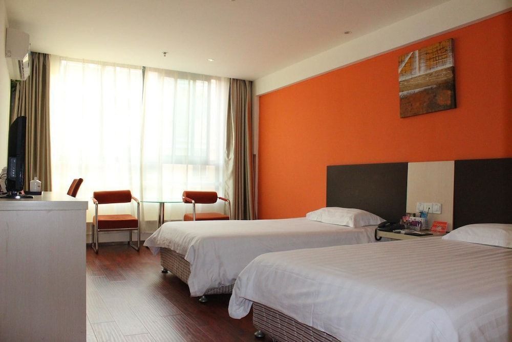 Чжанцзяган: Motel168 Zhangjiagang Changan Middle Road