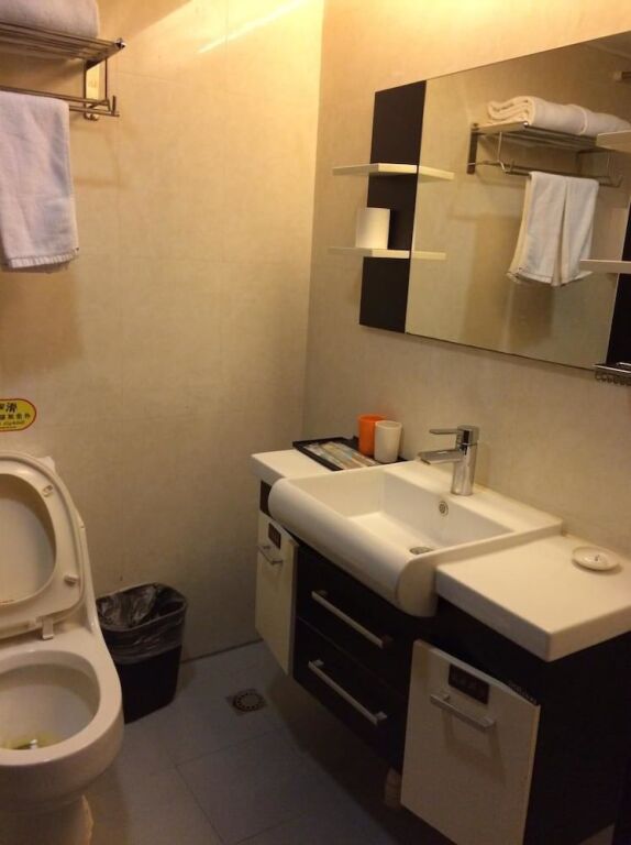 Чжанцзяган: Motel168 Zhangjiagang Changan Middle Road