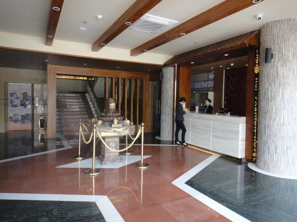 Маоминг: Zhonghui Fashion Hotel Maoming