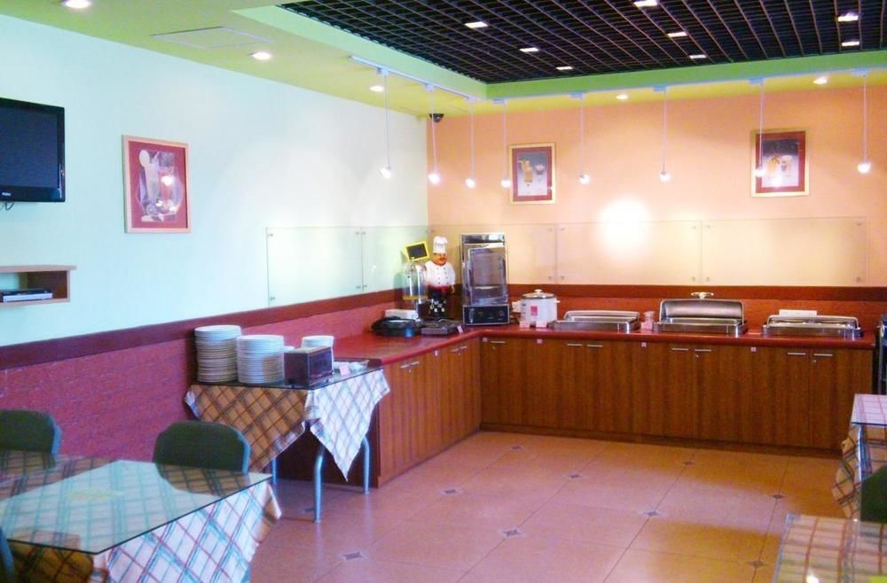 Циндао: Home Inn Qingdao Jiaozhou Bus Terminal Station