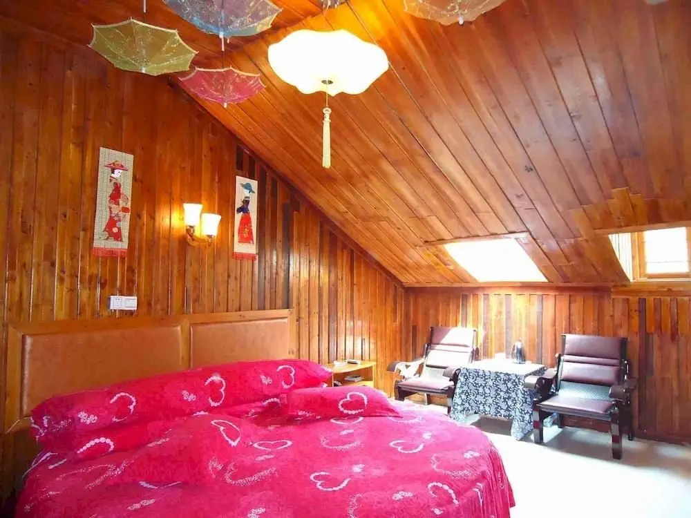 Сянси: Happy Utopia B&B (Fenghuang Ancient City Nanhua Branch)