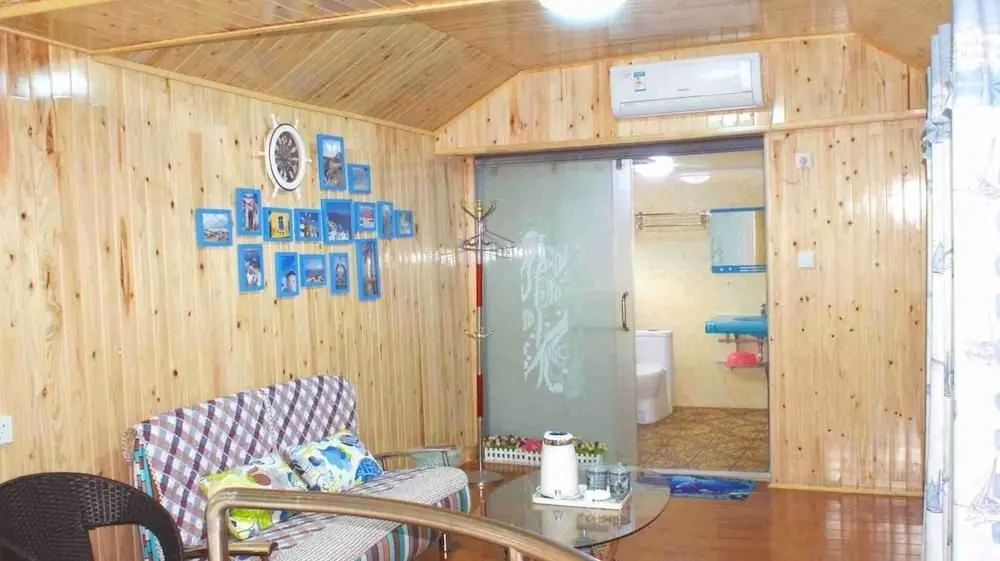 Сянси: Happy Utopia B&B (Fenghuang Ancient City Nanhua Branch)