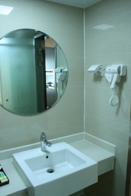Чжэнчжоу: Shengting Business Hotel Zhengzhou International Exhibition Center