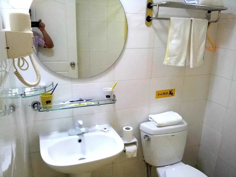 Вэйхай: Home Inn Rushan Qingshan Road
