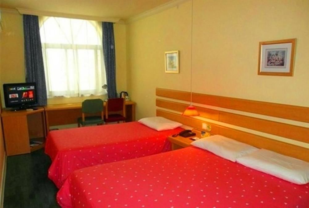 Санья: Home Inn Sanya Jiefang Third Road Pedestrian Street