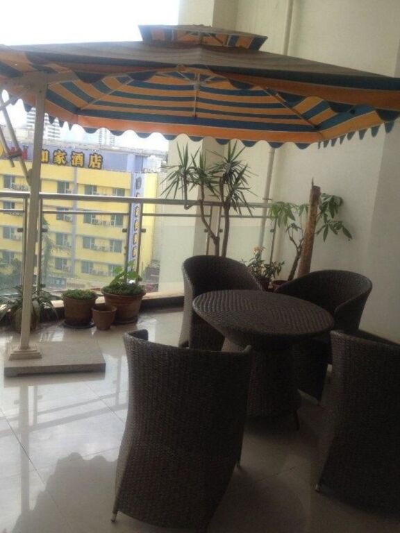 Куньмин: Jiujiu Happy Apartment