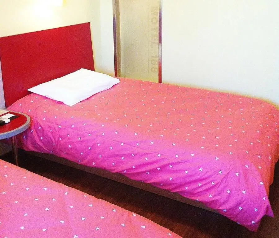 Цзыбо: Home Inn Zibo Railway Station