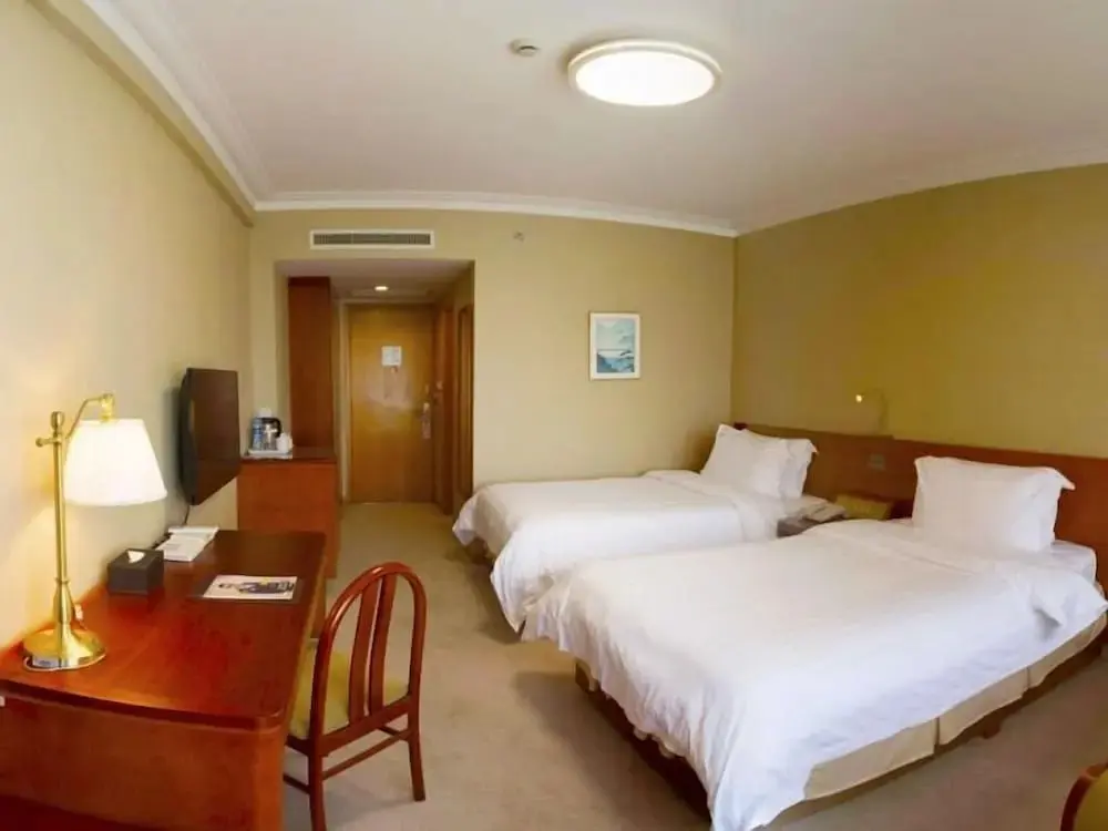 Шанхай: GreenTree Eastern Shanghai Hongqiao Airport LongBai Hotel