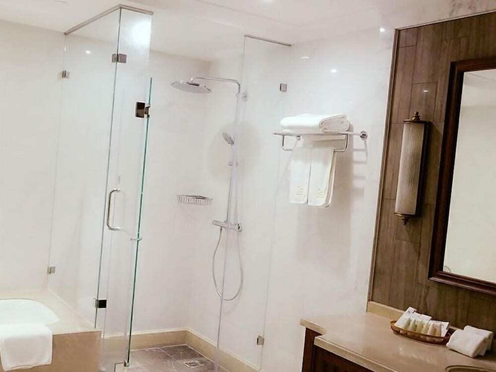 Шанхай: GreenTree Eastern Shanghai Hongqiao Airport LongBai Hotel